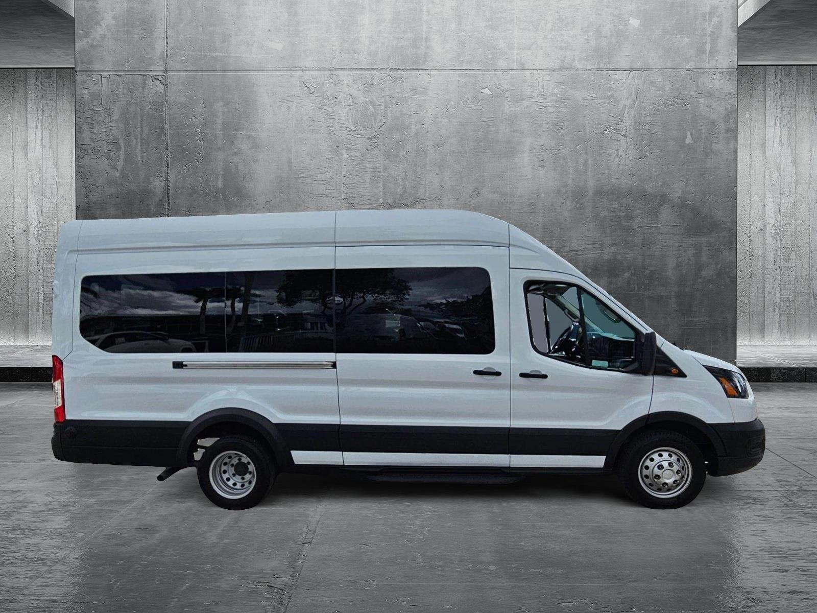 2023 Ford Transit Passenger Wagon Vehicle Photo in Pembroke Pines , FL 33027