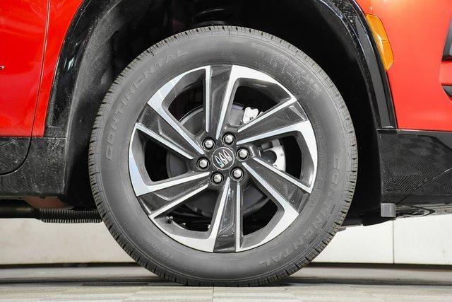 2025 Buick Enclave Vehicle Photo in PUYALLUP, WA 98371-4149
