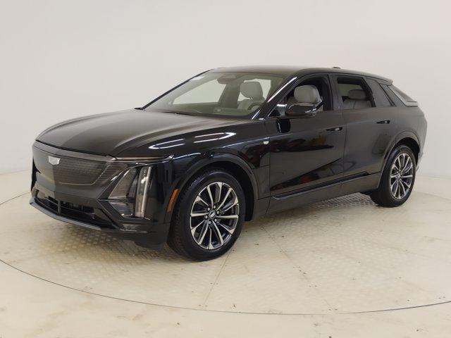 2025 Cadillac LYRIQ Vehicle Photo in PINEVILLE, NC 28134-8495