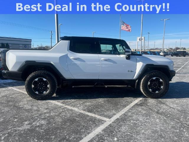 2022 GMC HUMMER EV Pickup Vehicle Photo in GREEN BAY, WI 54304-5303