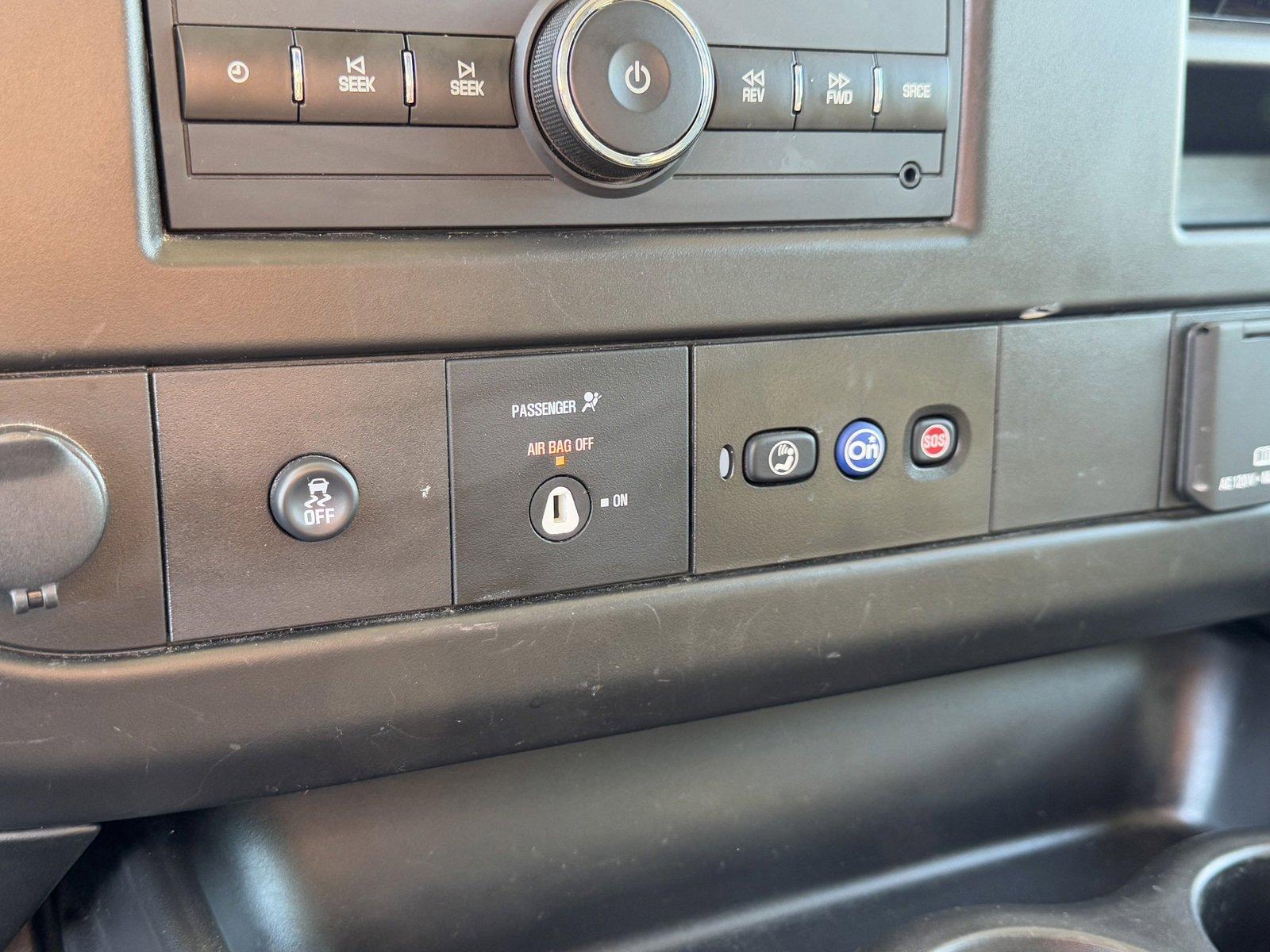2023 Chevrolet Express Cargo 2500 Vehicle Photo in LOS ANGELES, CA 90007-3794