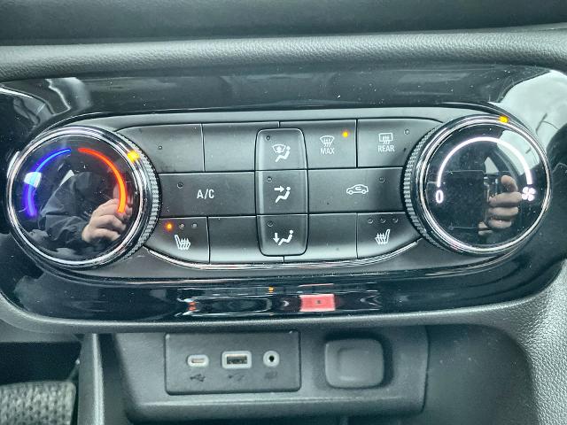 2023 Buick Encore GX Vehicle Photo in WILLIAMSVILLE, NY 14221-2883