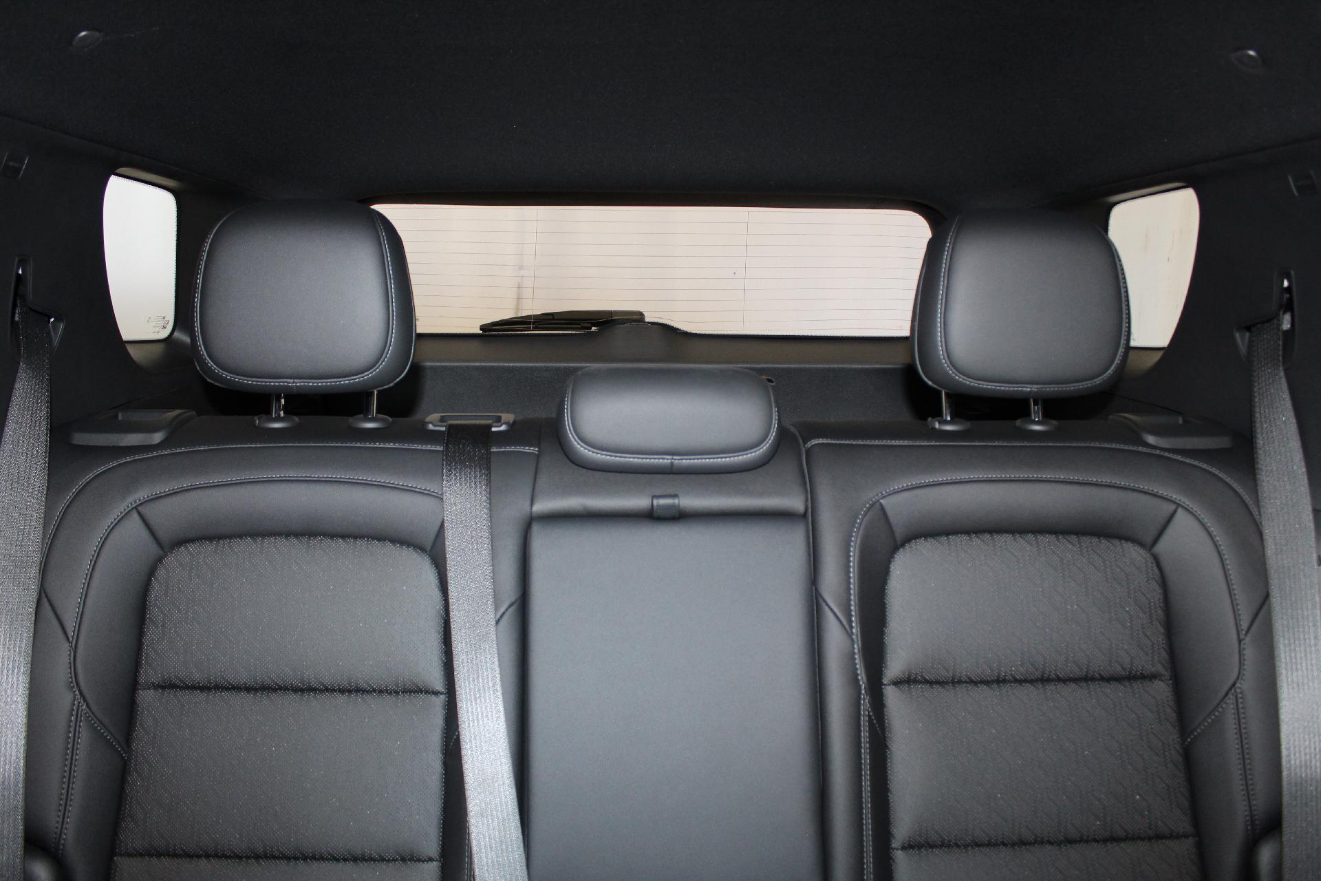 2025 Chevrolet Equinox Vehicle Photo in NORTHAMPTON, MA 01060-1120