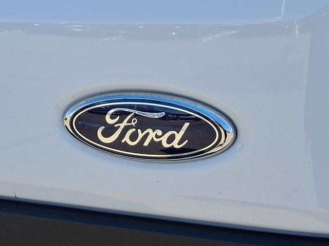 2023 Ford Transit Cargo Van Vehicle Photo in DANBURY, CT 06810-5034