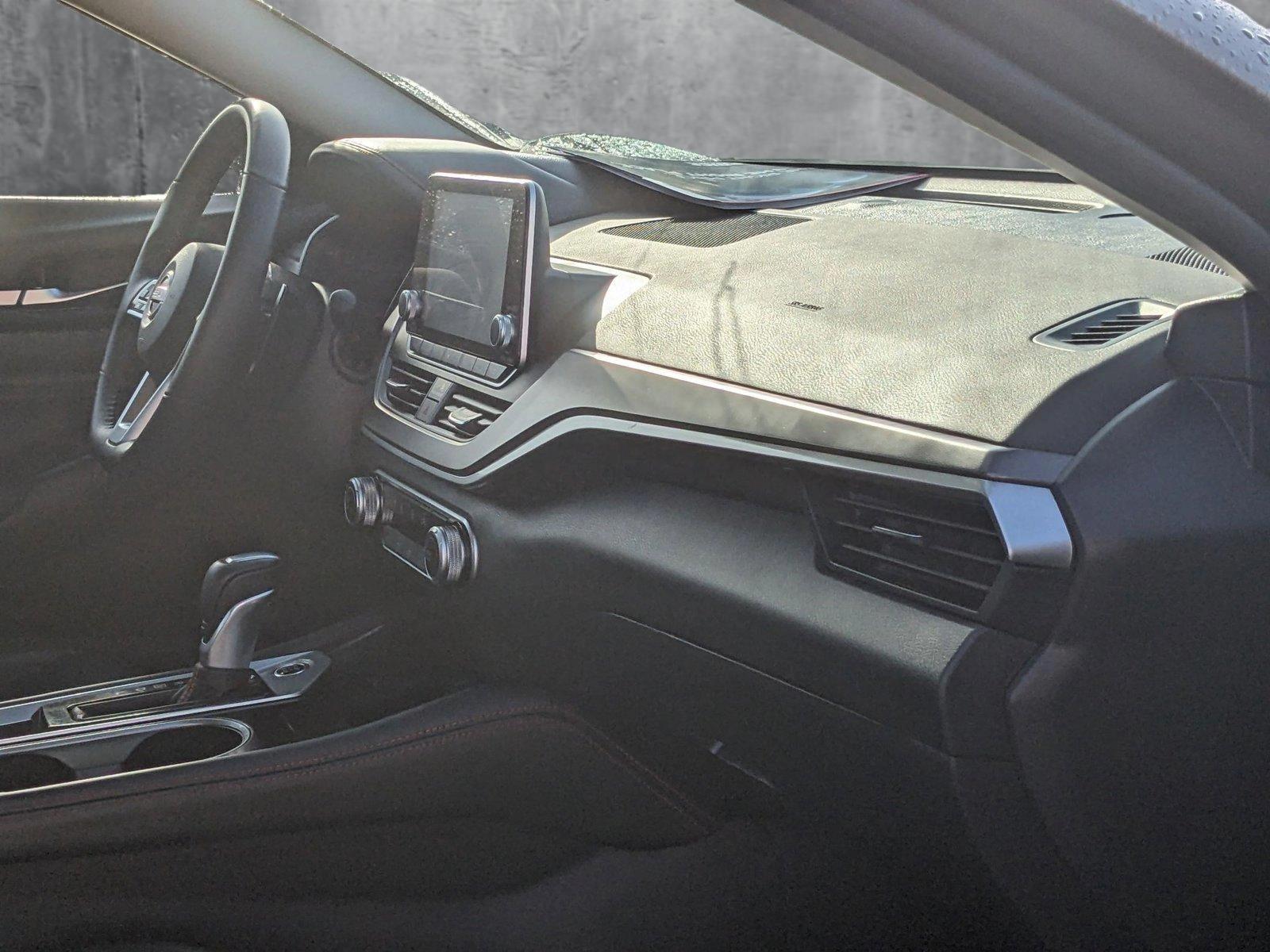 2023 Nissan Altima Vehicle Photo in Pembroke Pines , FL 33084