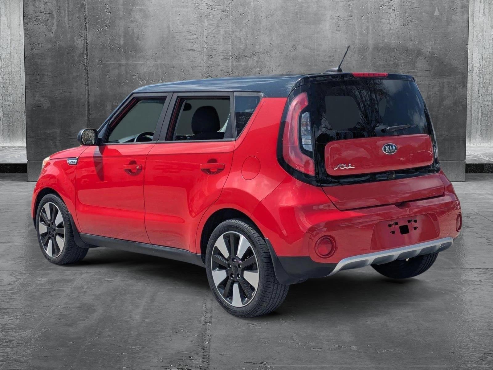 2017 Kia Soul Vehicle Photo in GREENACRES, FL 33463-3207