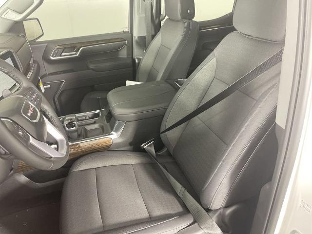 2025 GMC Sierra 1500 Vehicle Photo in GILBERT, AZ 85297-0402