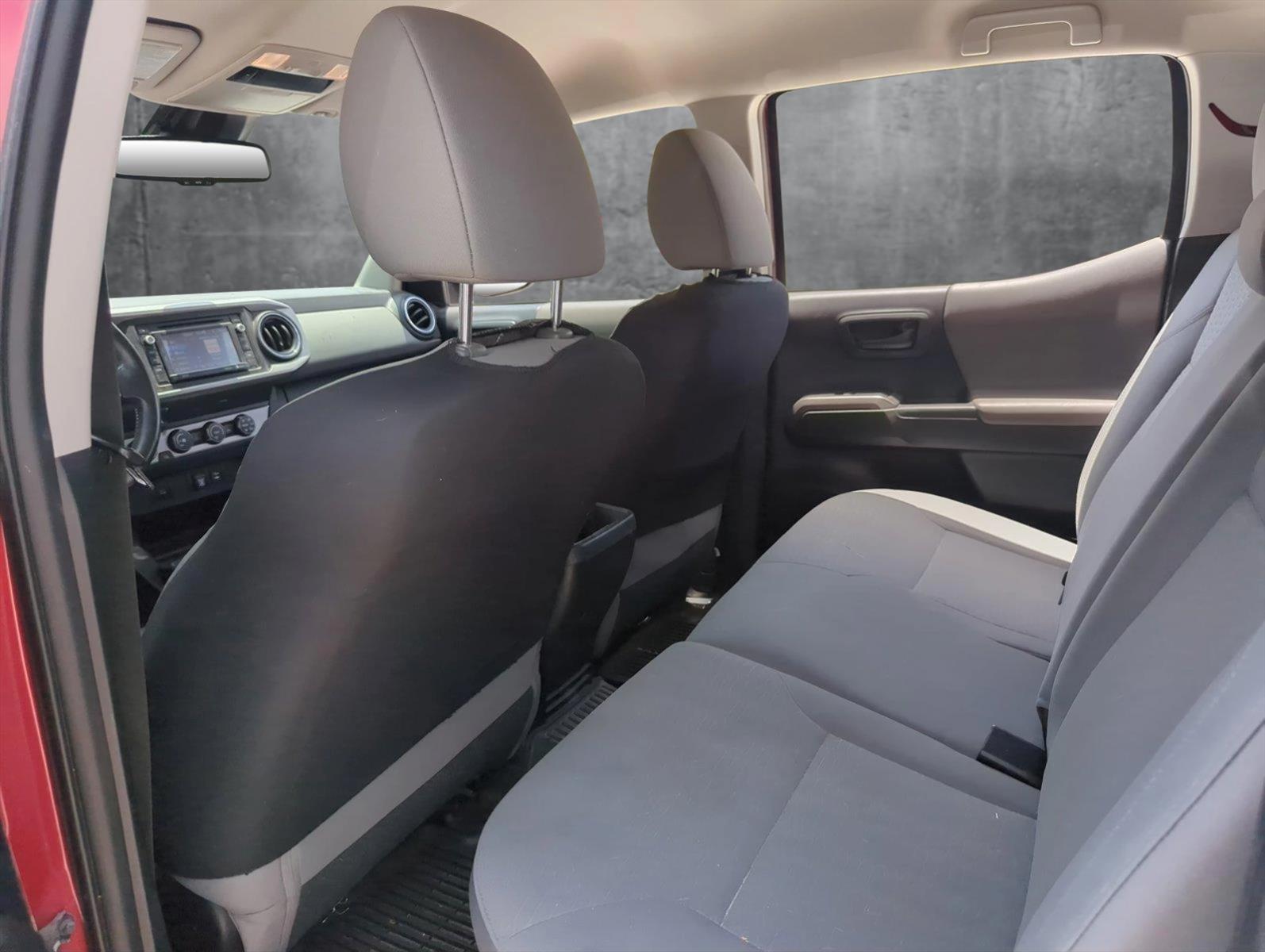 2019 Toyota Tacoma 4WD Vehicle Photo in Pembroke Pines, FL 33027