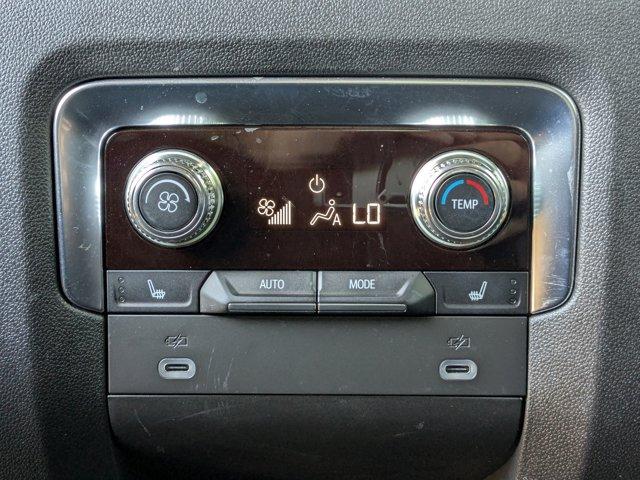 2022 GMC Yukon Vehicle Photo in BRUNSWICK, GA 31525-1881