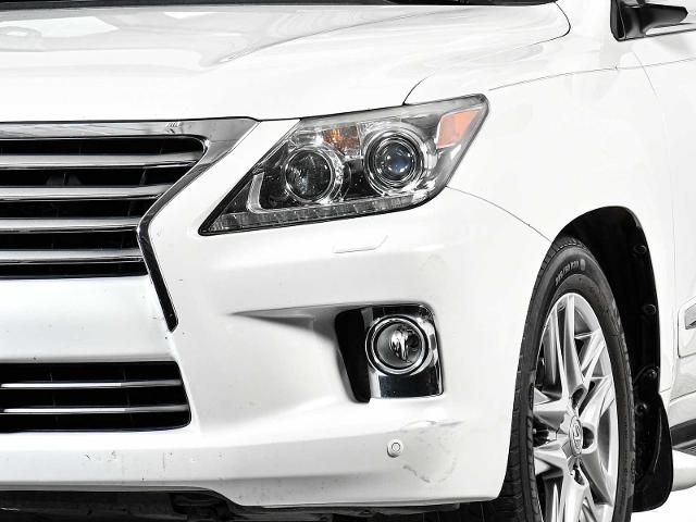 2013 Lexus LX 570 Vehicle Photo in DALLAS, TX 75235