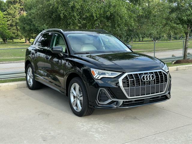 2024 Audi Q3 Vehicle Photo in HOUSTON, TX 77090