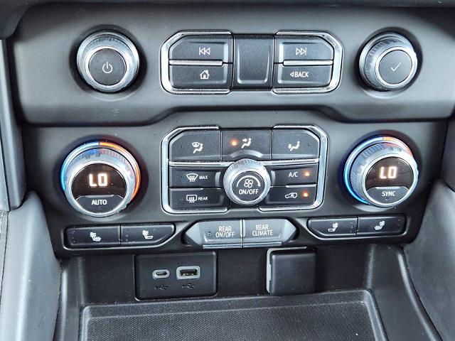 2023 Chevrolet Tahoe Vehicle Photo in DENTON, TX 76210-9321