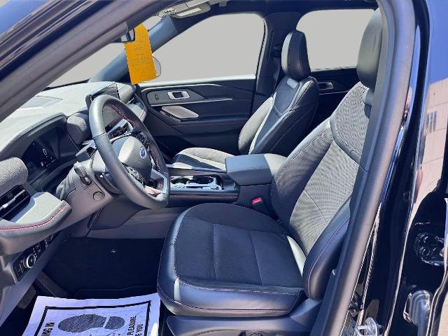2025 Ford Explorer Vehicle Photo in Oshkosh, WI 54901