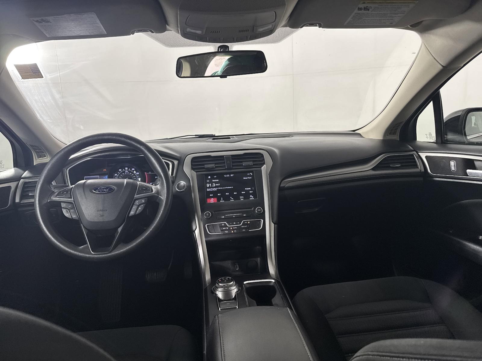 2017 Ford Fusion Vehicle Photo in GEORGETOWN, TX 78626-7508