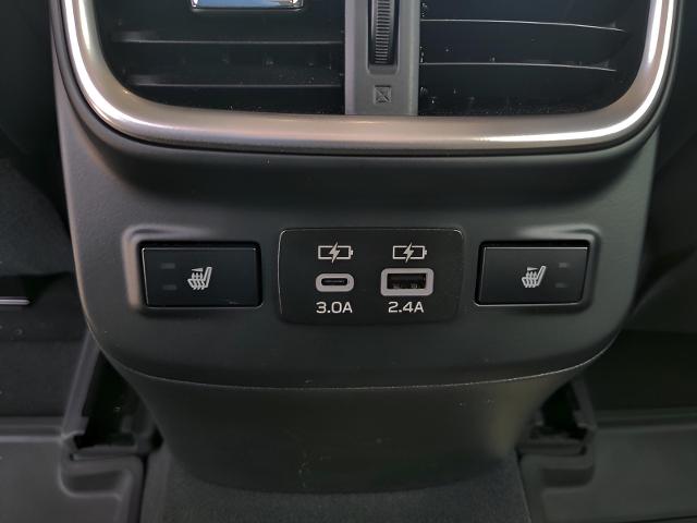 2025 Subaru Outback Vehicle Photo in Green Bay, WI 54304