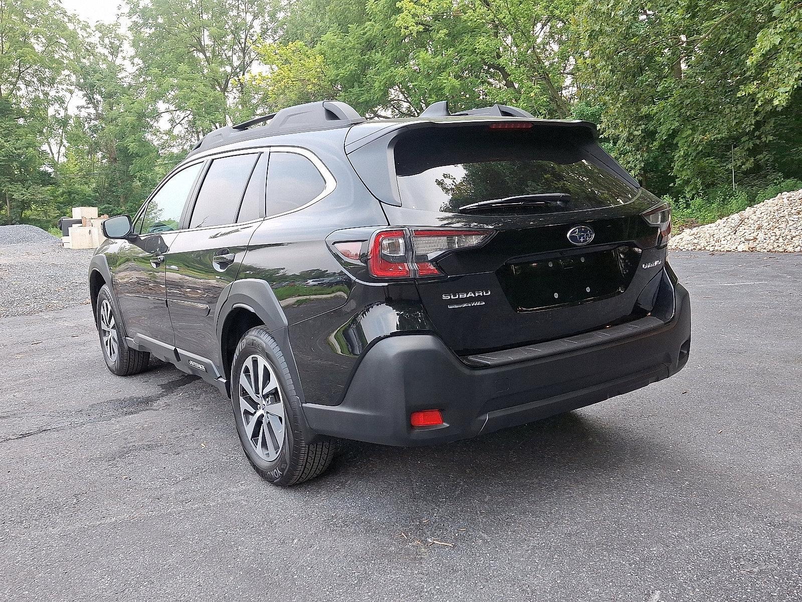 2025 Subaru Outback Vehicle Photo in Harrisburg, PA 17111