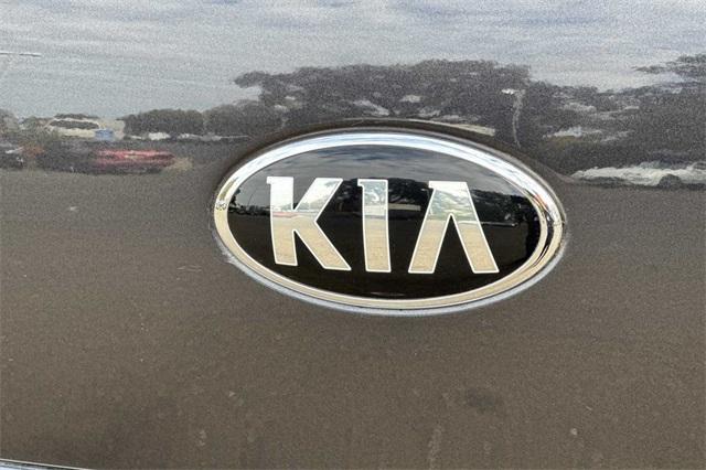 2021 Kia Sedona Vehicle Photo in ELK GROVE, CA 95757-8703