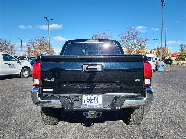 2019 Toyota Tacoma 4WD Vehicle Photo in AURORA, CO 80011-6998