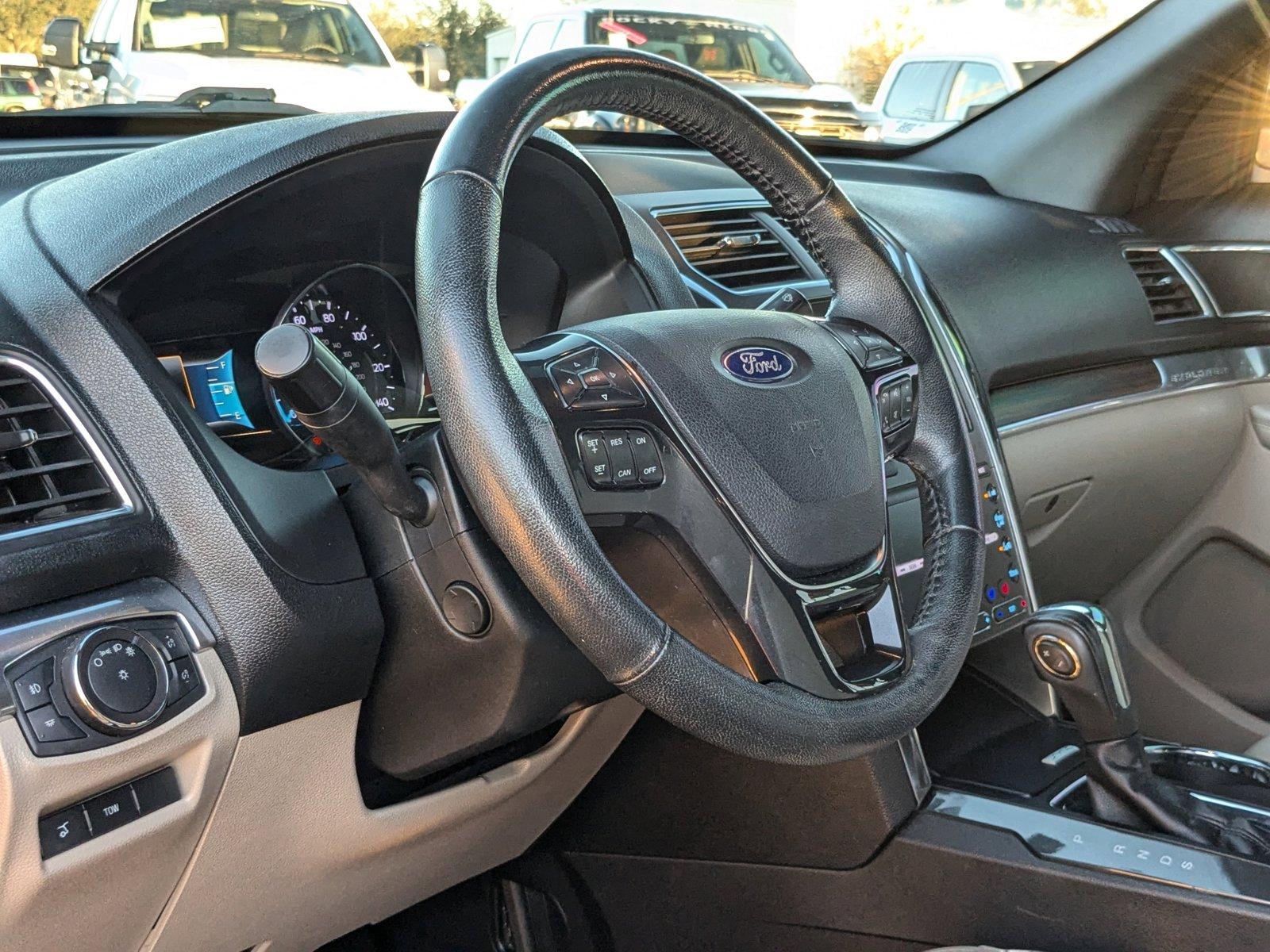 2019 Ford Explorer Vehicle Photo in St. Petersburg, FL 33713