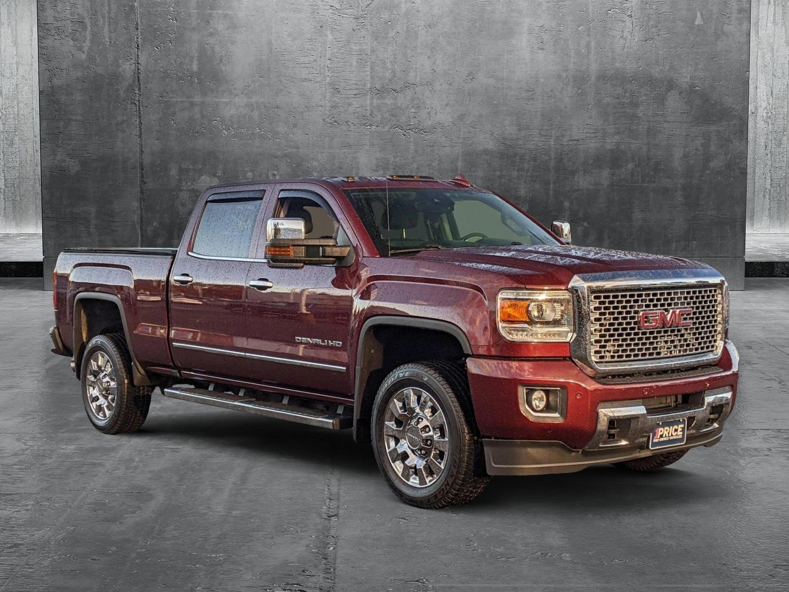 2017 GMC Sierra 2500HD Vehicle Photo in TIMONIUM, MD 21093-2300