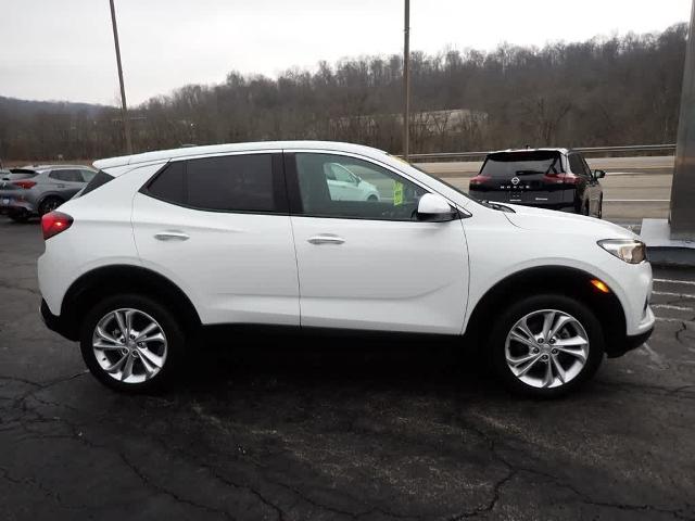 2022 Buick Encore GX Vehicle Photo in ZELIENOPLE, PA 16063-2910