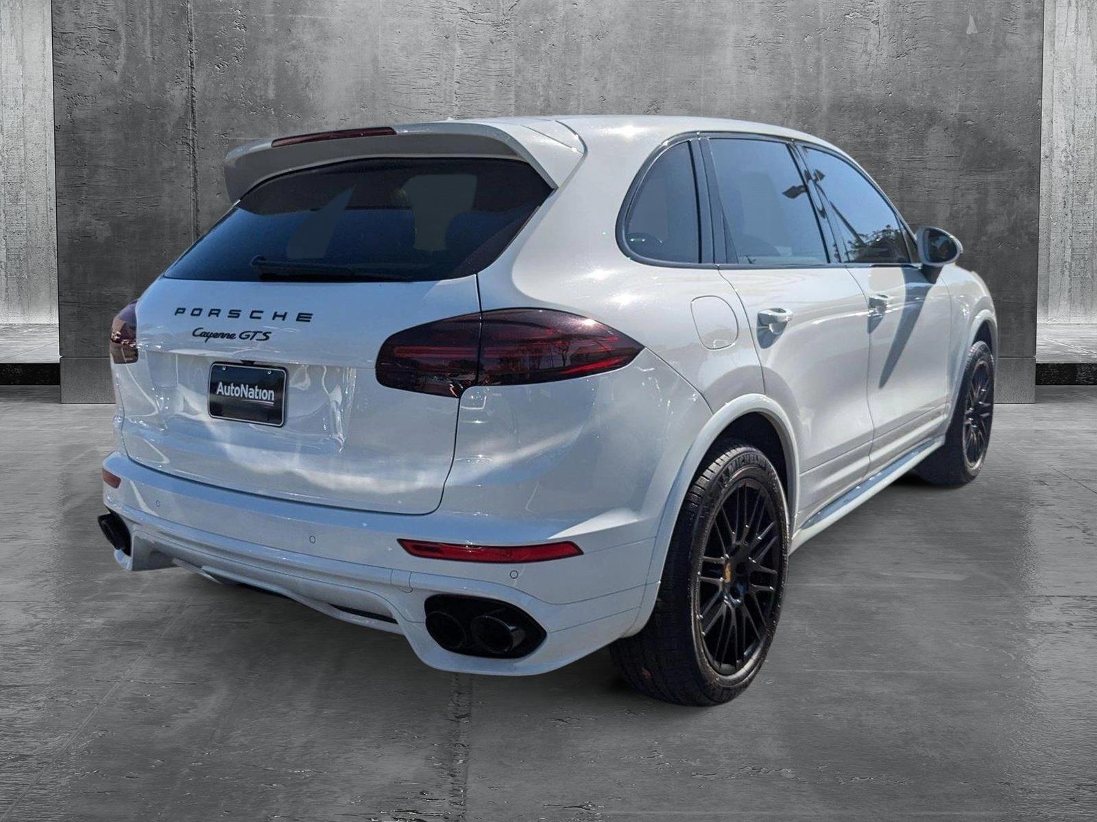 2016 Porsche Cayenne Vehicle Photo in Miami, FL 33135