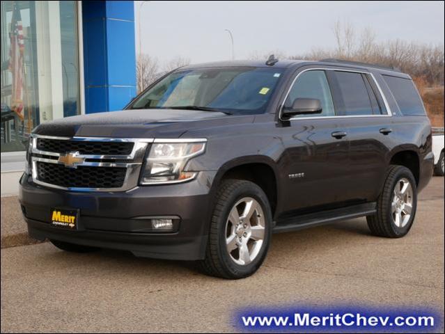 2016 Chevrolet Tahoe Vehicle Photo in MAPLEWOOD, MN 55119-4794