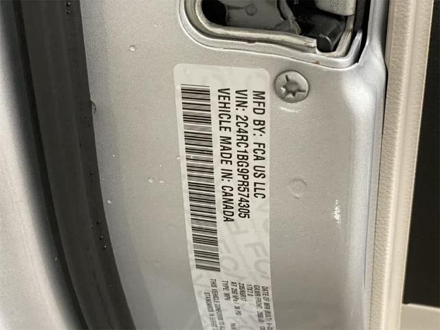 2023 Chrysler Pacifica Vehicle Photo in PORTLAND, OR 97225-3518