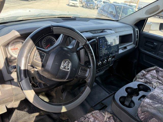 2017 Ram 3500 Chassis Cab Vehicle Photo in WEST FRANKFORT, IL 62896-4173