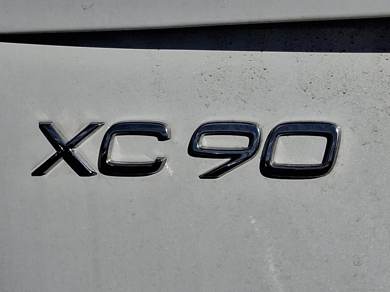 2024 Volvo XC90 Vehicle Photo in Trevose, PA 19053