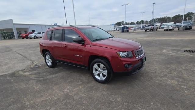 2015 Jeep Compass Vehicle Photo in CROSBY, TX 77532-9157