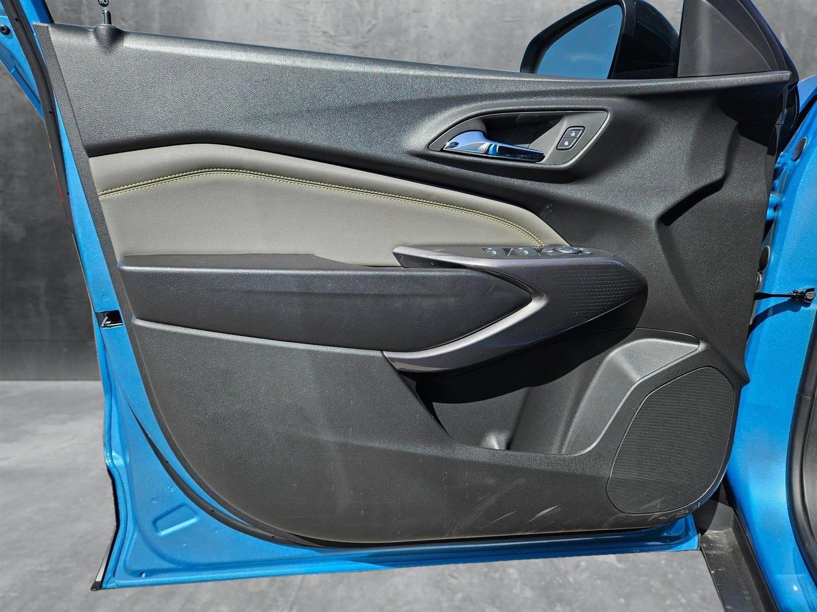 2025 Chevrolet Trax Vehicle Photo in AUSTIN, TX 78759-4154