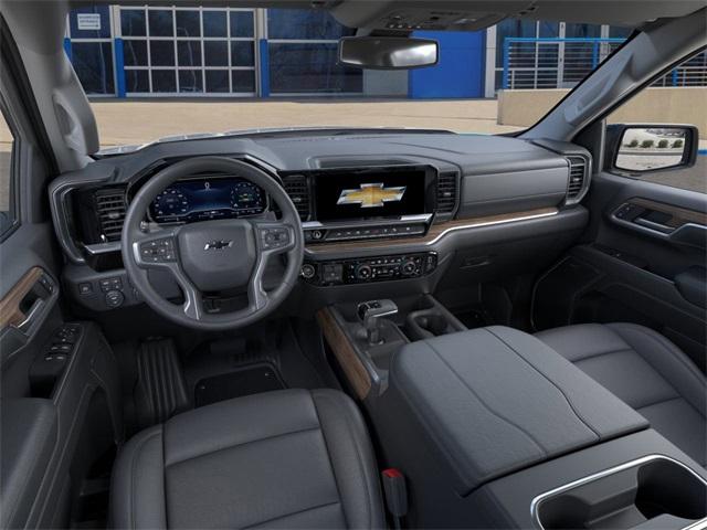 2025 Chevrolet Silverado 1500 Vehicle Photo in ENGLEWOOD, CO 80113-6708