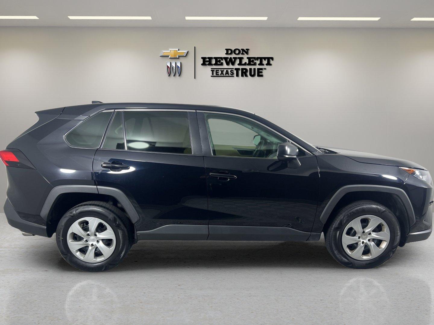 2022 Toyota RAV4 Vehicle Photo in GEORGETOWN, TX 78626-7508