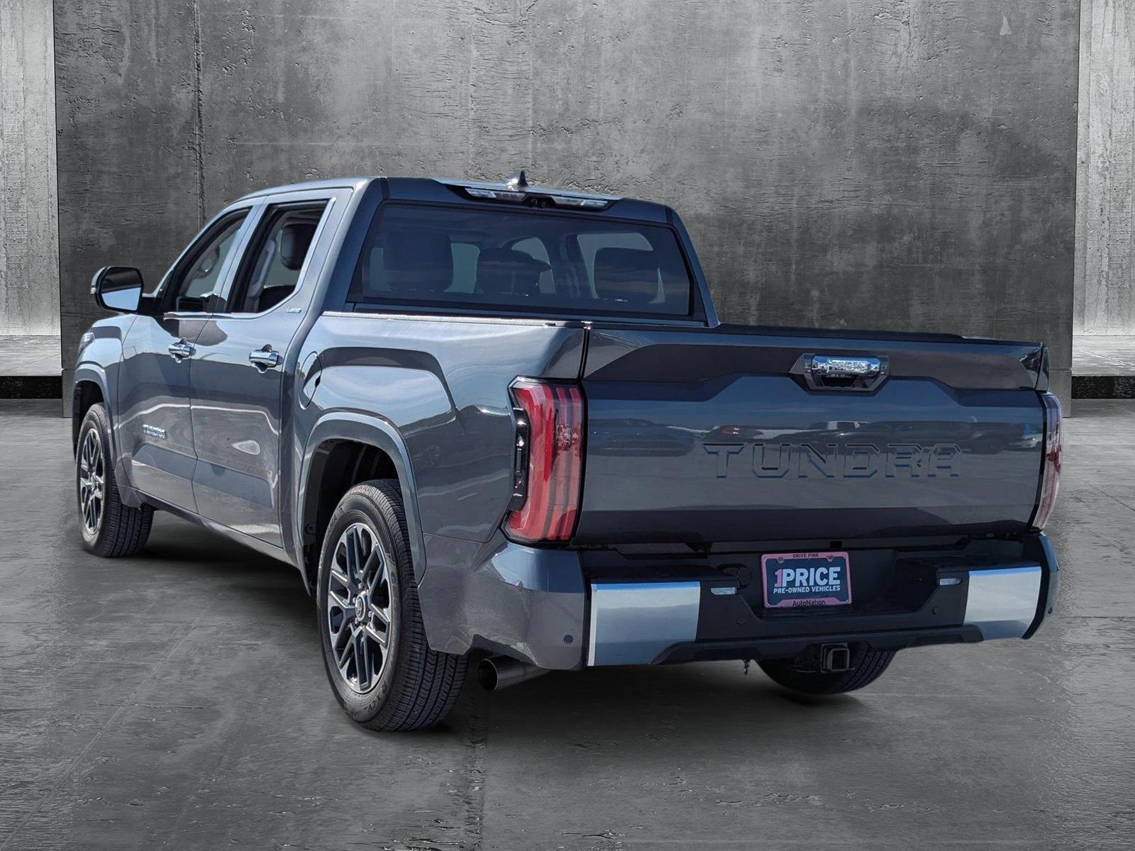 2022 Toyota Tundra 2WD Vehicle Photo in Ft. Myers, FL 33907