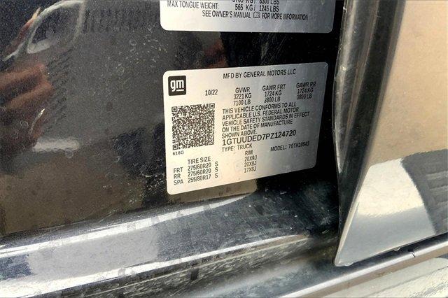 2023 GMC Sierra 1500 Vehicle Photo in TOPEKA, KS 66609-0000