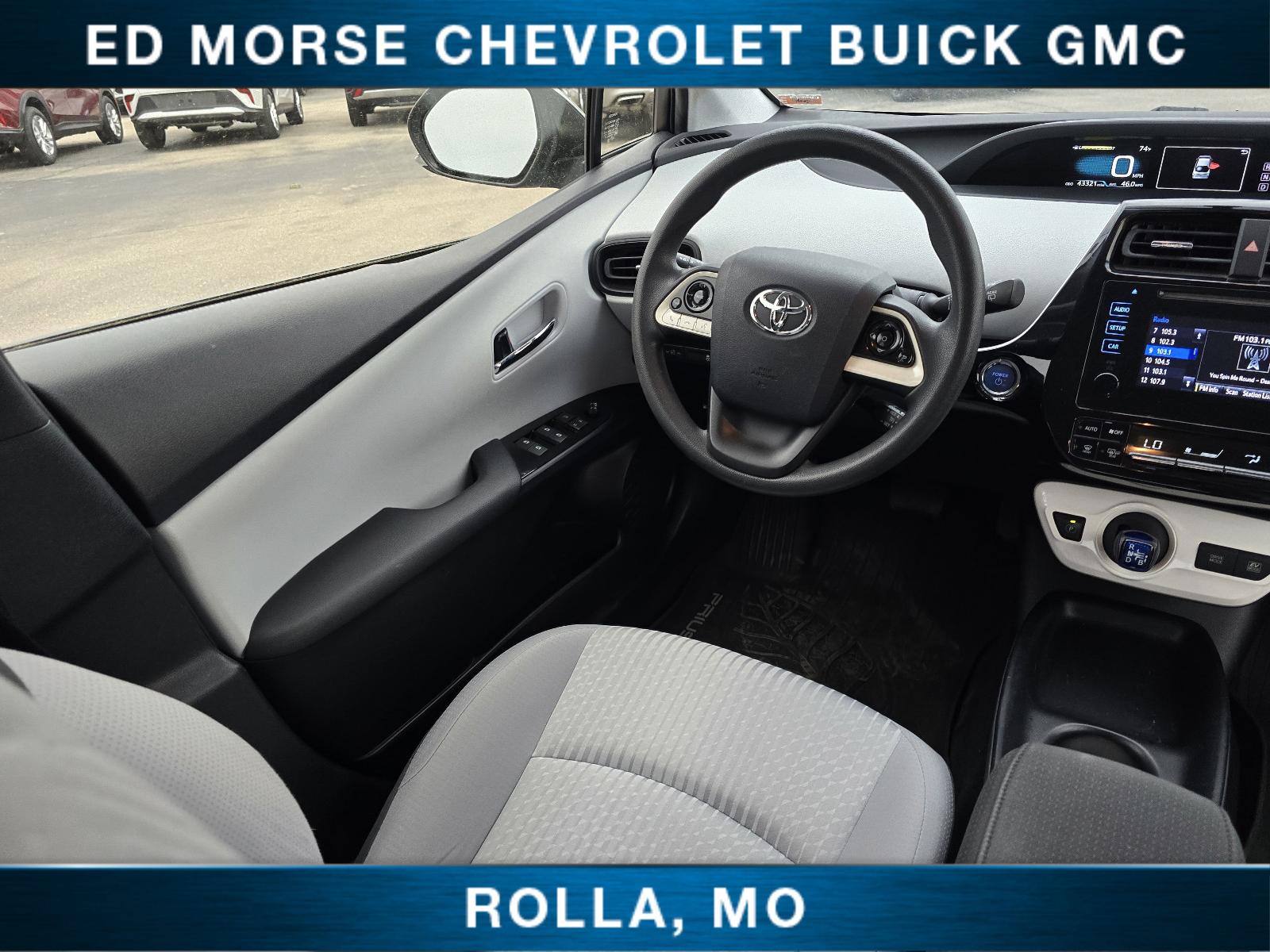2016 Toyota Prius Vehicle Photo in Rolla, MO 65401