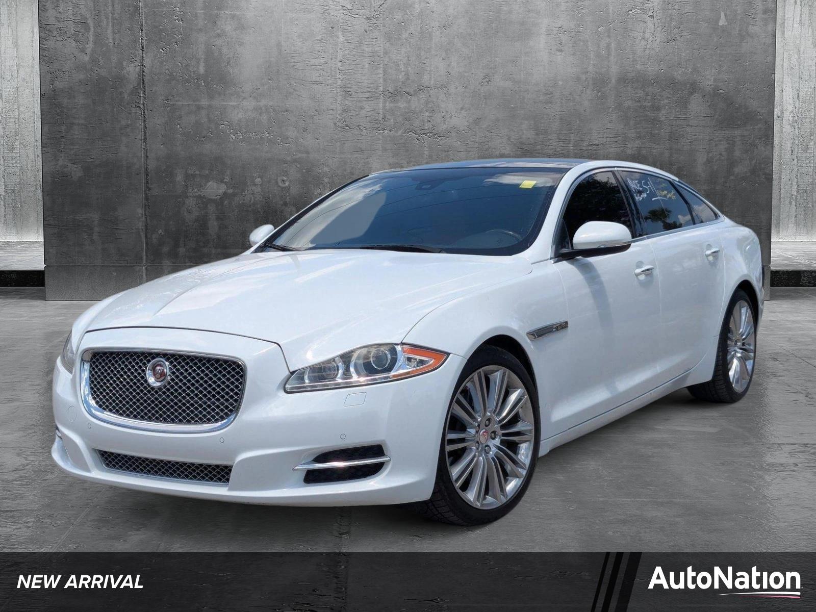 2015 Jaguar XJ Vehicle Photo in Tampa, FL 33614