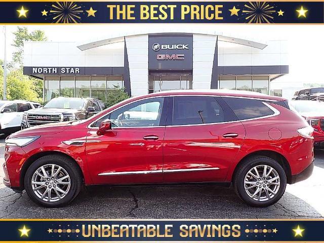 2023 Buick Enclave Vehicle Photo in ZELIENOPLE, PA 16063-2910