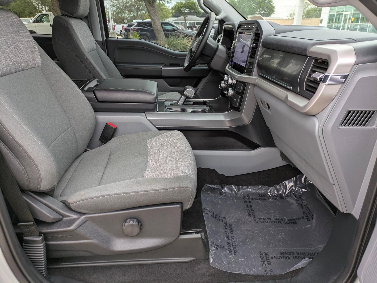 2023 Ford F-150 Lightning Vehicle Photo in SELMA, TX 78154-1460