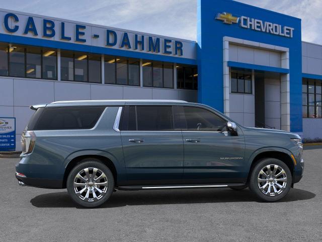 2025 Chevrolet Suburban Vehicle Photo in KANSAS CITY, MO 64114-4502