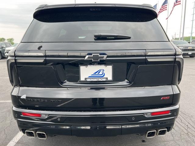 2025 Chevrolet Traverse Vehicle Photo in GREEN BAY, WI 54304-5303