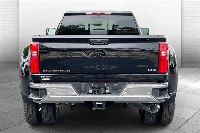 2025 Chevrolet Silverado 3500 HD Vehicle Photo in INDEPENDENCE, MO 64055-1314