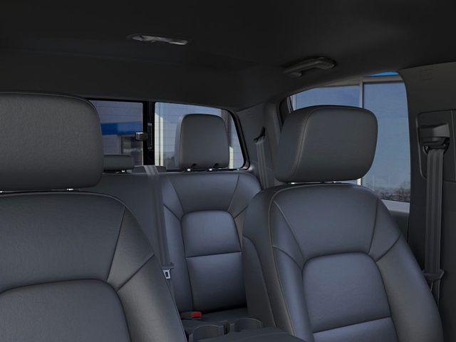 2025 Chevrolet Colorado Vehicle Photo in DANBURY, CT 06810-5034