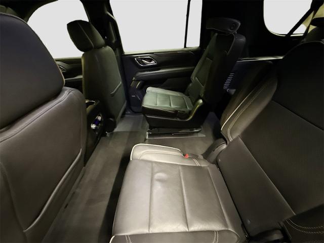 2023 GMC Yukon XL Vehicle Photo in EVERETT, WA 98203-5662