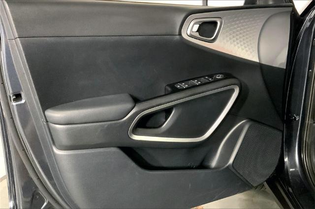 2024 Kia Soul Vehicle Photo in Lees Summit, MO 64086