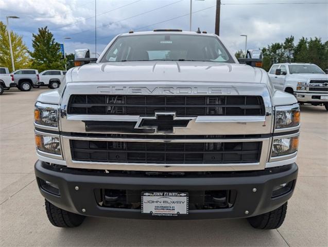 2024 Chevrolet Silverado Chassis Cab Vehicle Photo in ENGLEWOOD, CO 80113-6708