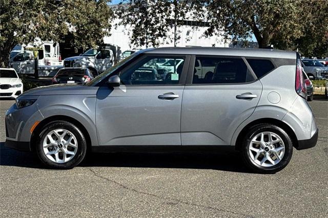 2023 Kia Soul Vehicle Photo in ELK GROVE, CA 95757-8703