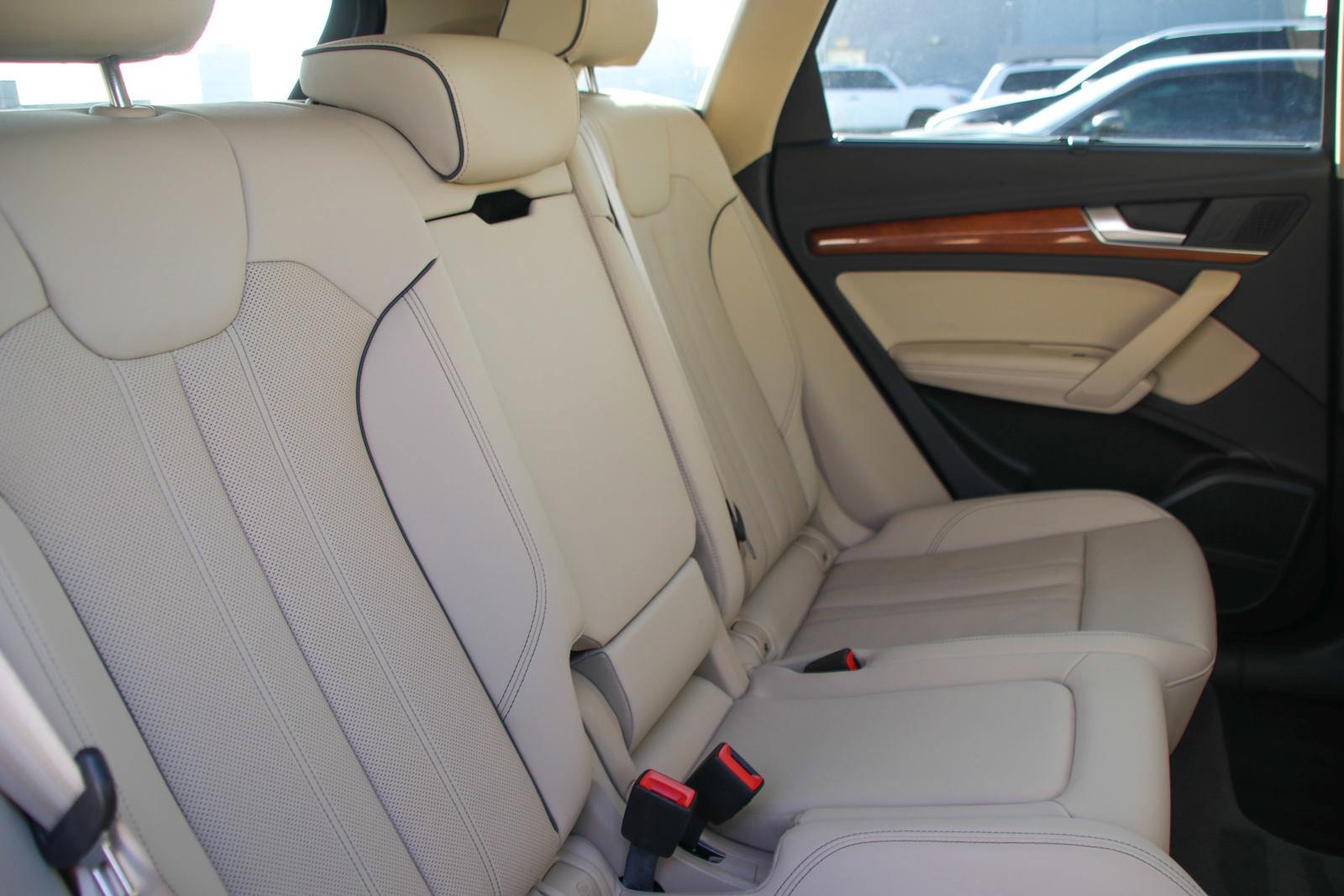 2023 Audi Q5 Vehicle Photo in SUGAR LAND, TX 77478