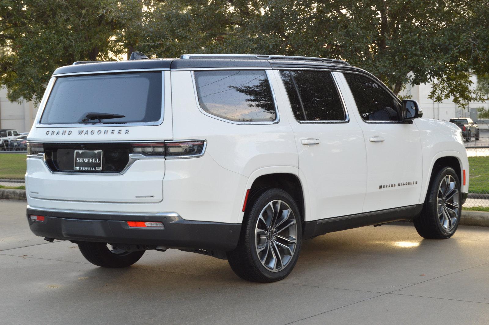 2022 Jeep Grand Wagoneer Vehicle Photo in Houston, TX 77090